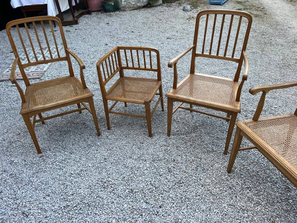 Cane lounge from the 1900s.