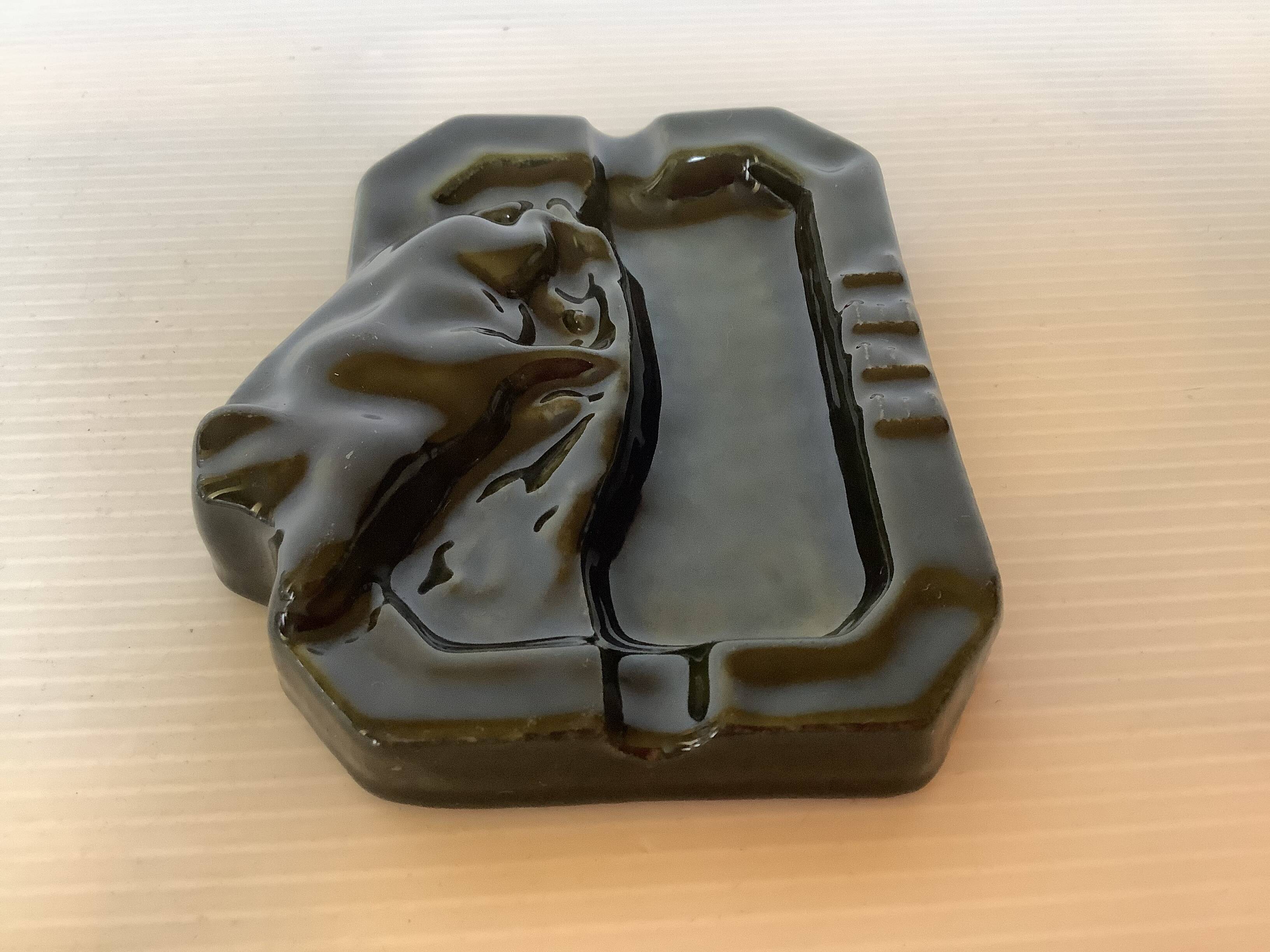 Old cast iron boar ashtray efel