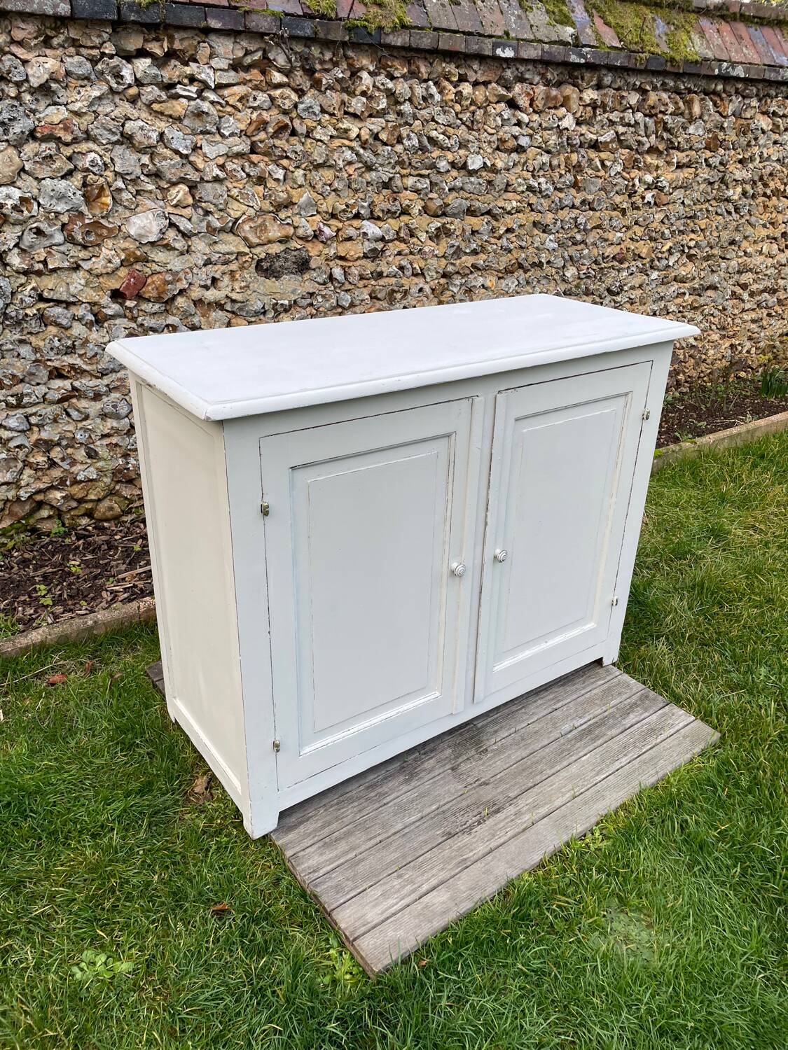 Vintage 1930 white sideboard