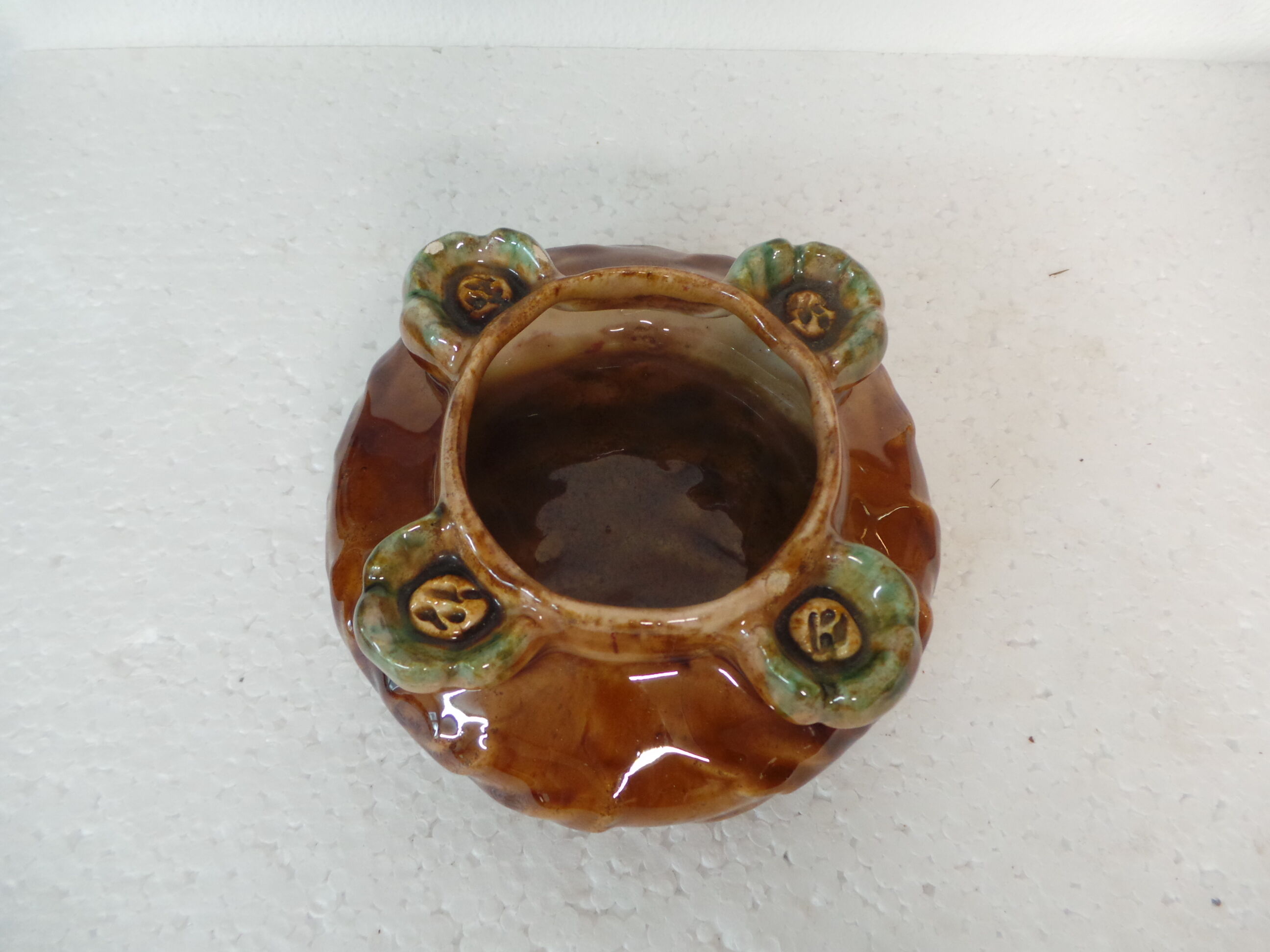 Helios e-mailed flat vase