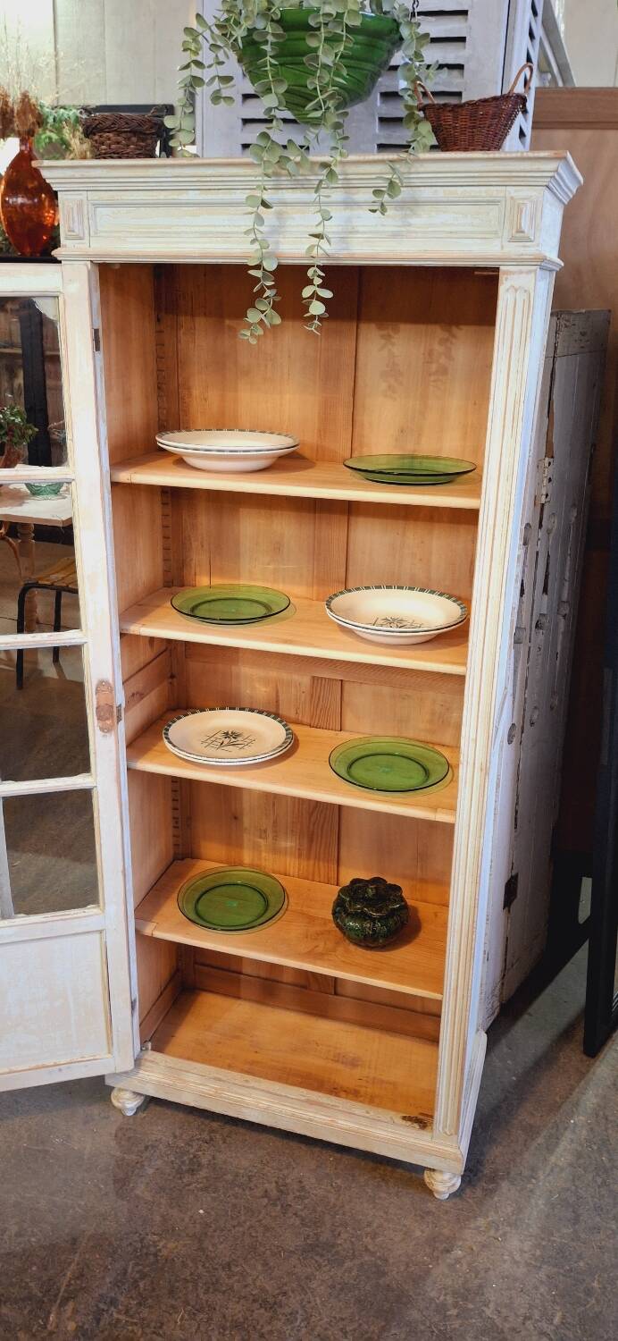 Vitrine ancienne