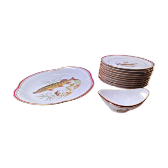 Very nice Limoges fish service in porcelain in very good condition