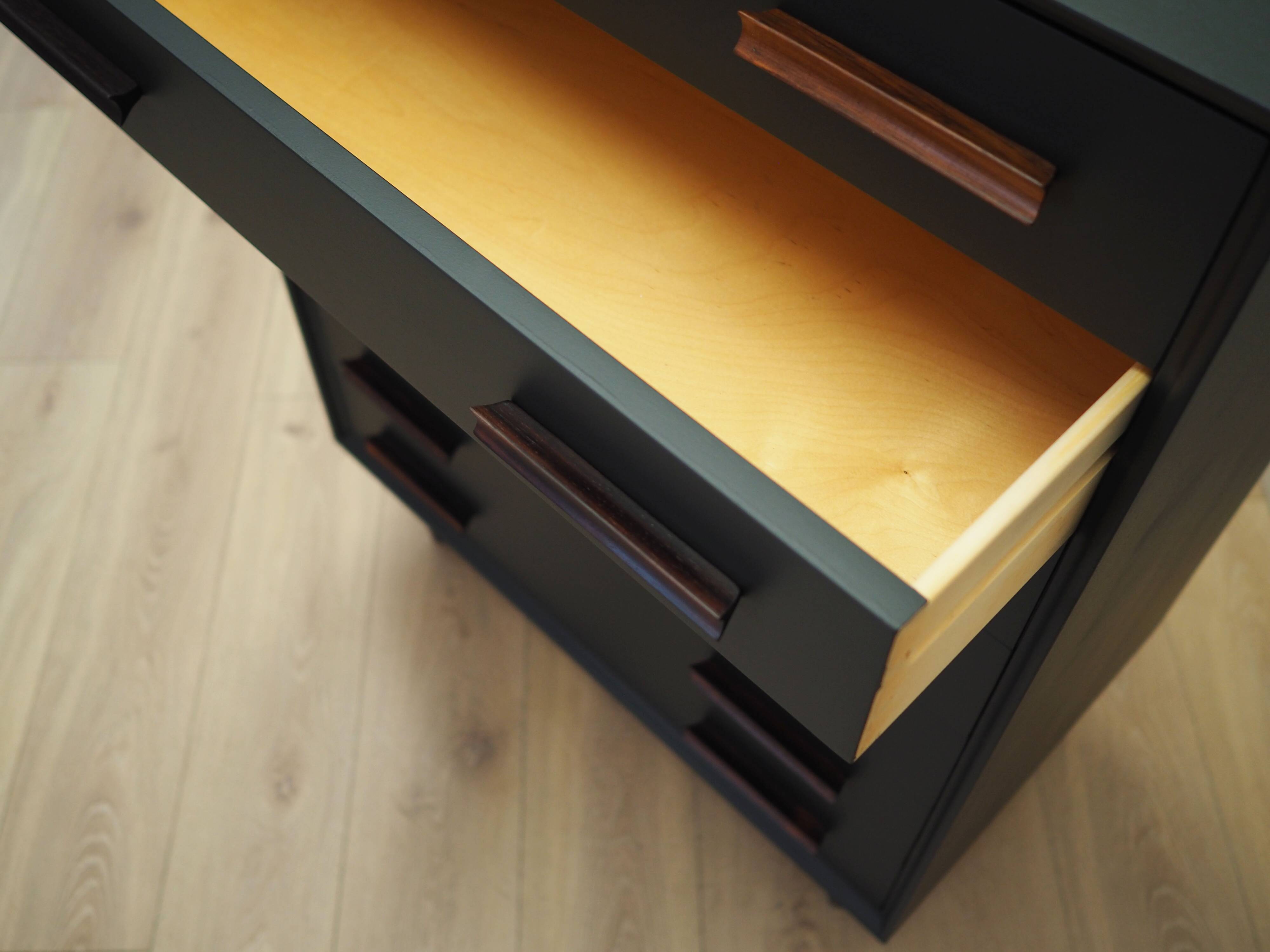 Commode en palissandre, design danois, années 1970, production : Danemark