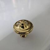 6 boutons de meuble en laiton poli