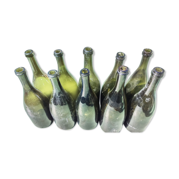 Bouteilles verre soufflé époque XVIIIème