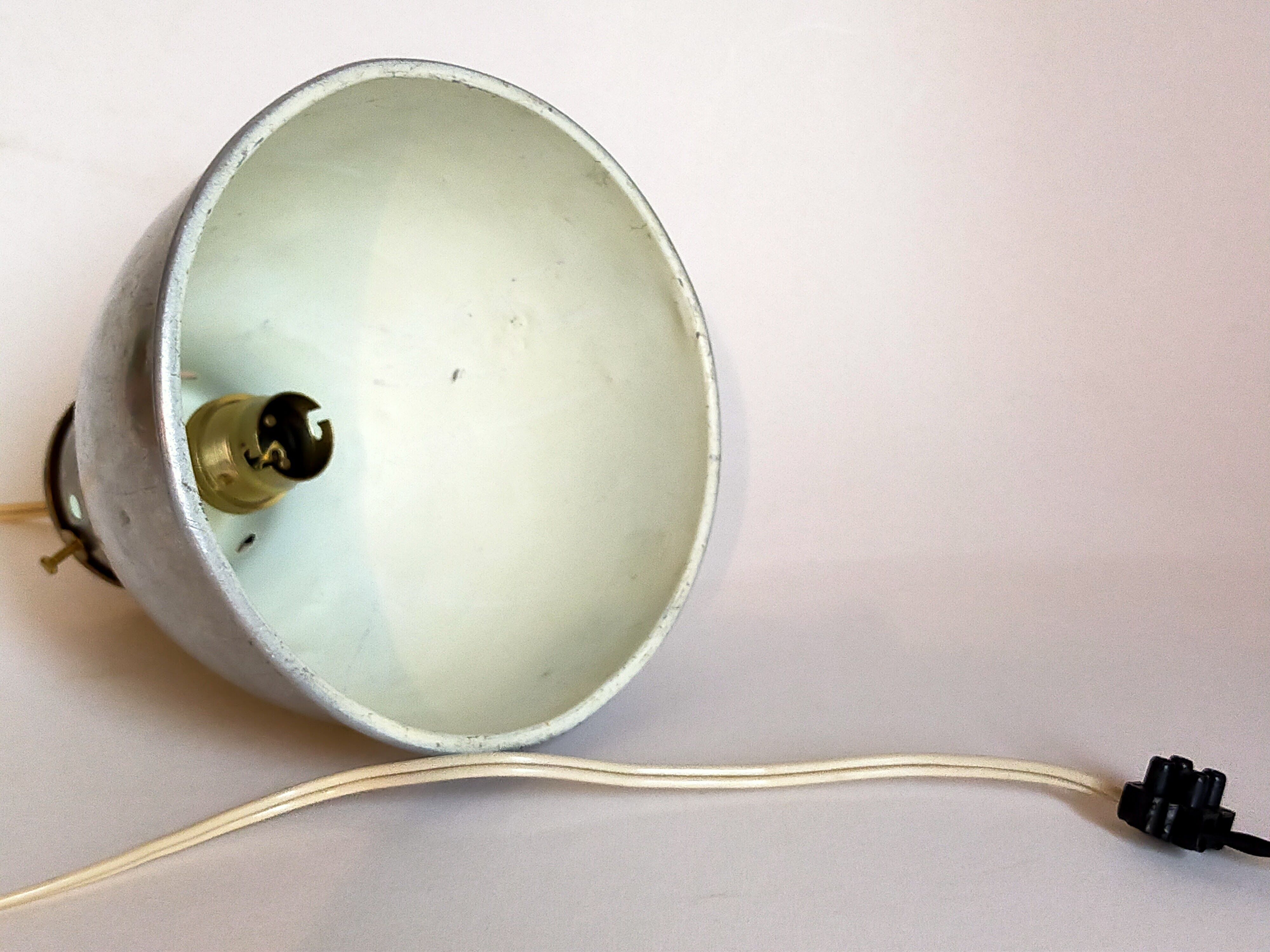 Suspension lampshade bell in vintage aluminum
