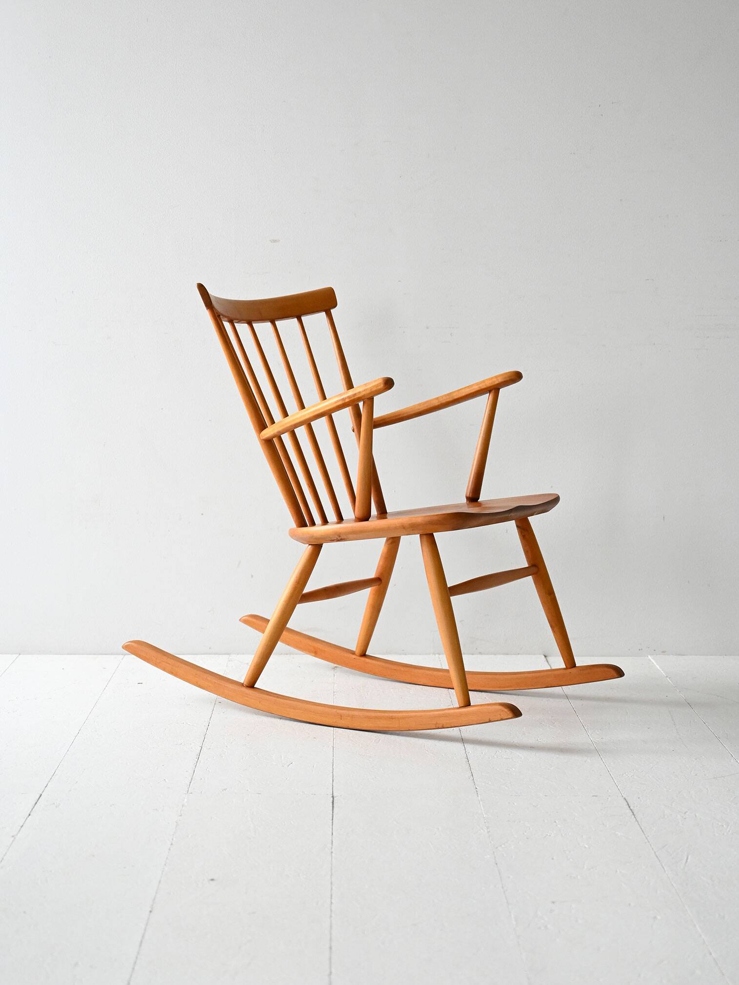 Scandinavian rocking chair 1950s/60s in beech and teak
