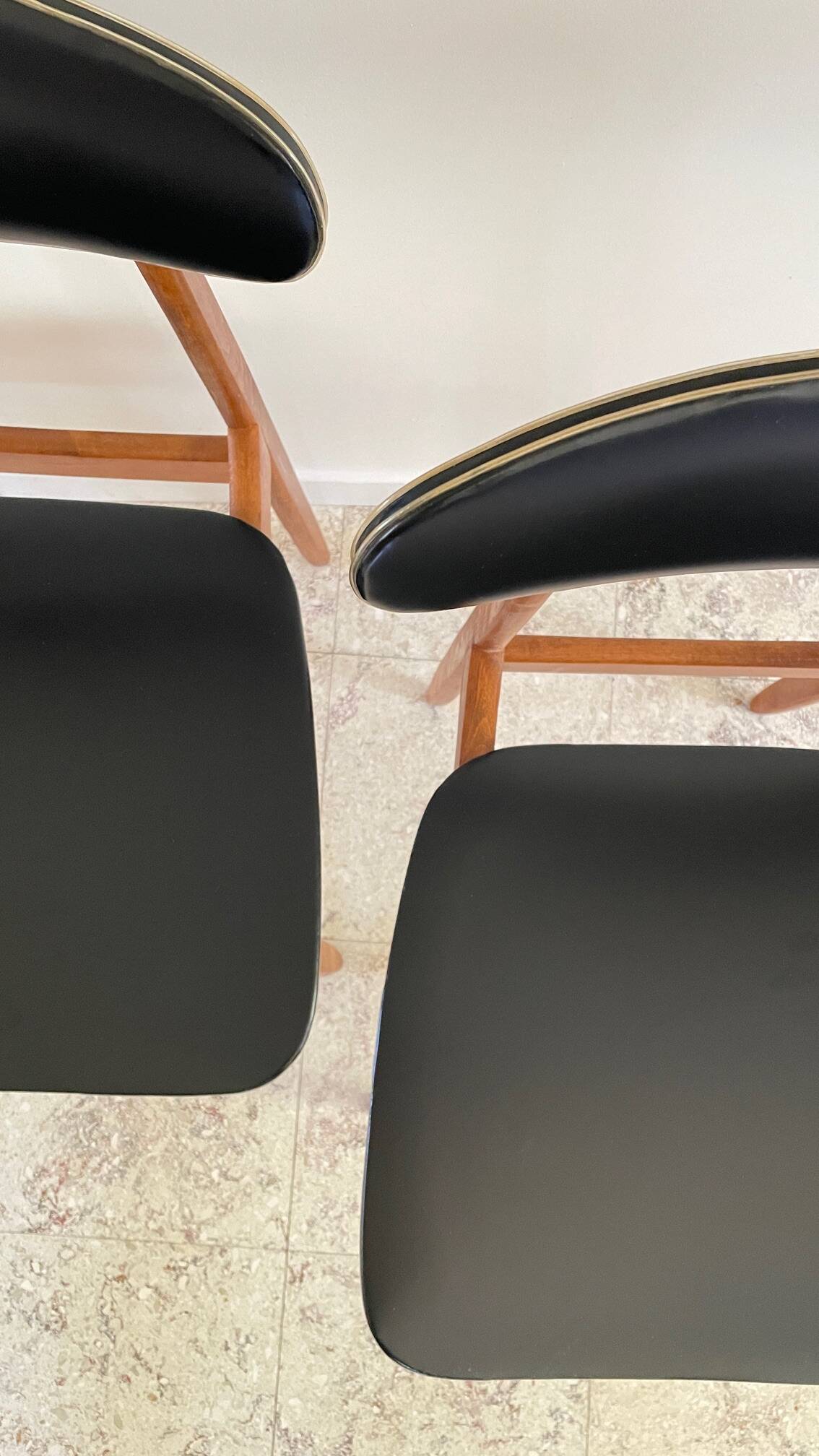 Paire de chaises scandinaves chic vintage