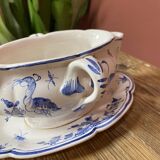 Moustiers blue decor sauce boat