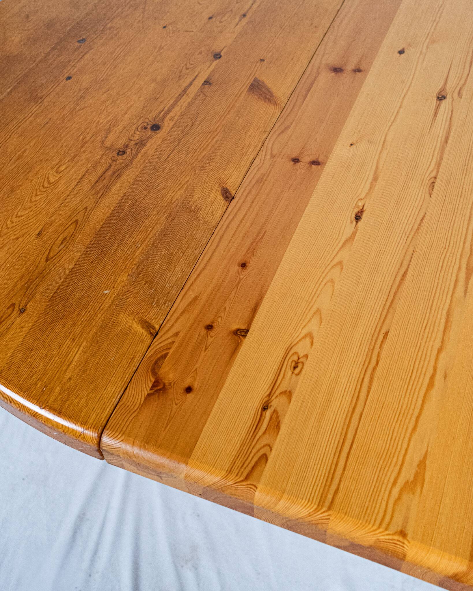 Extendable dining table in pine, by Rainer Daumiller, Denmark, 1970s