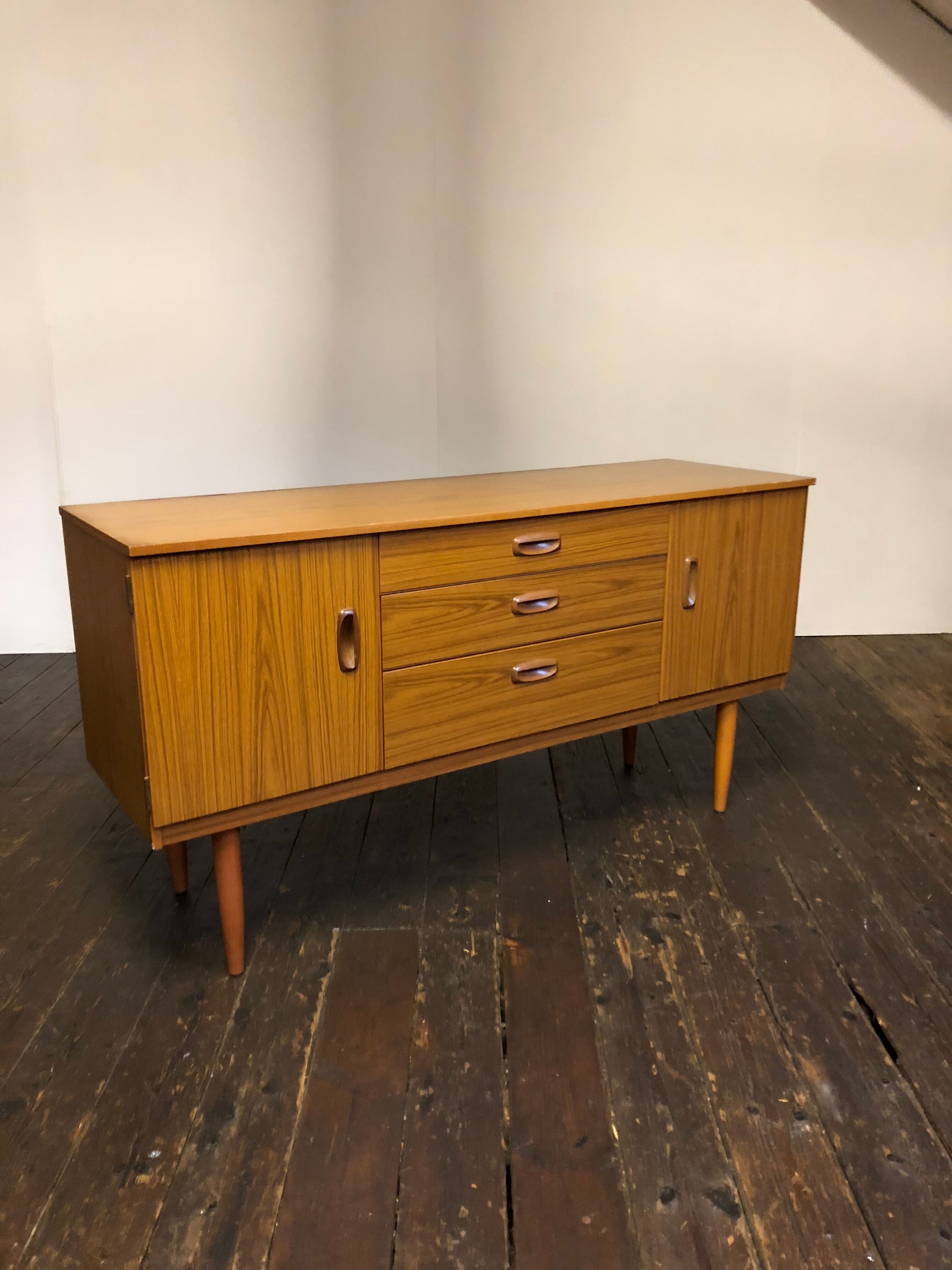 Vtg Mid Century Sideboard Danish Scandinavian Design Retro 70s Teak Drawers