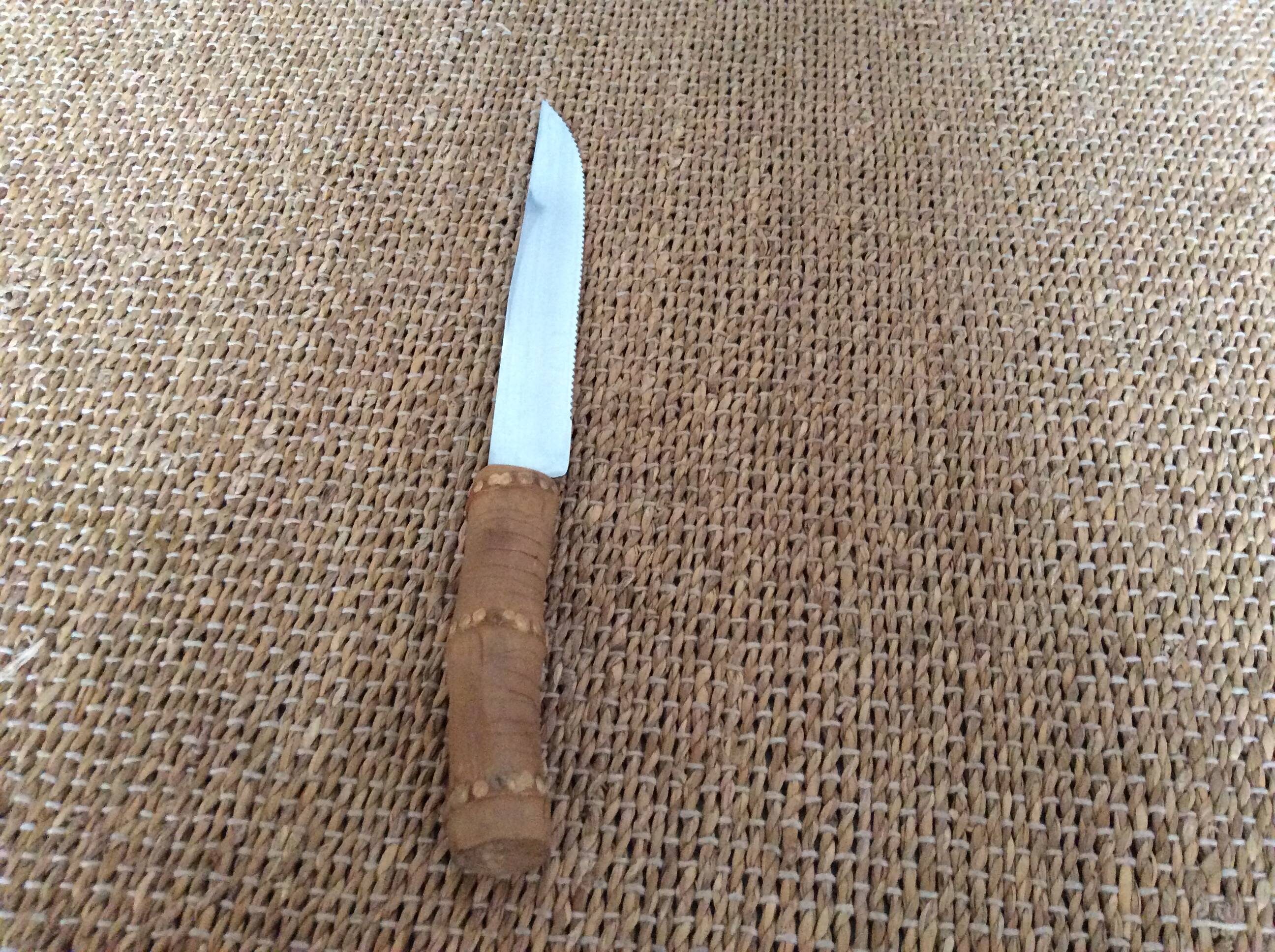 Bamboo bread knife