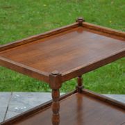 Desserte en bois, plateau en verre