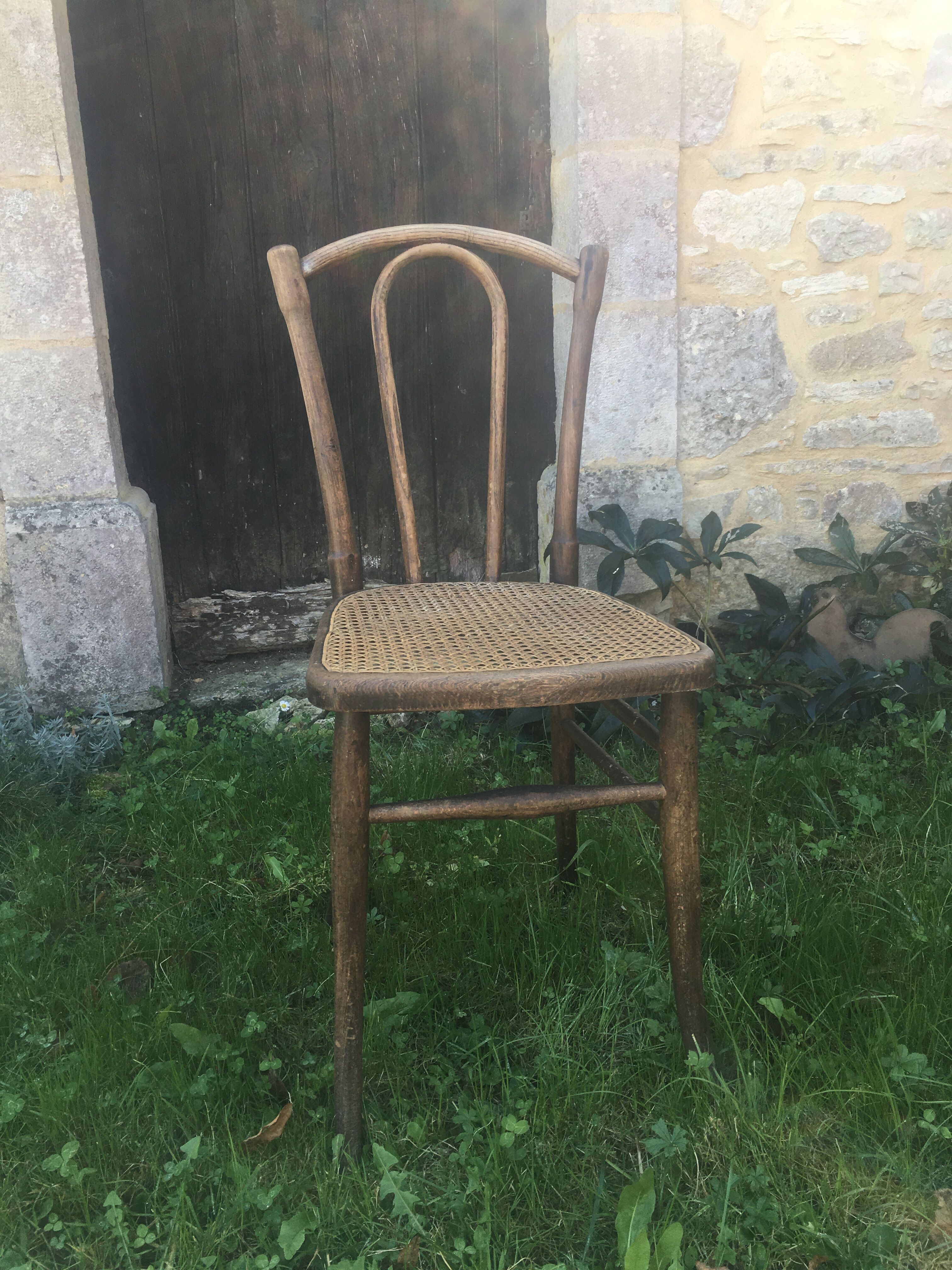 Bistro chair cannée