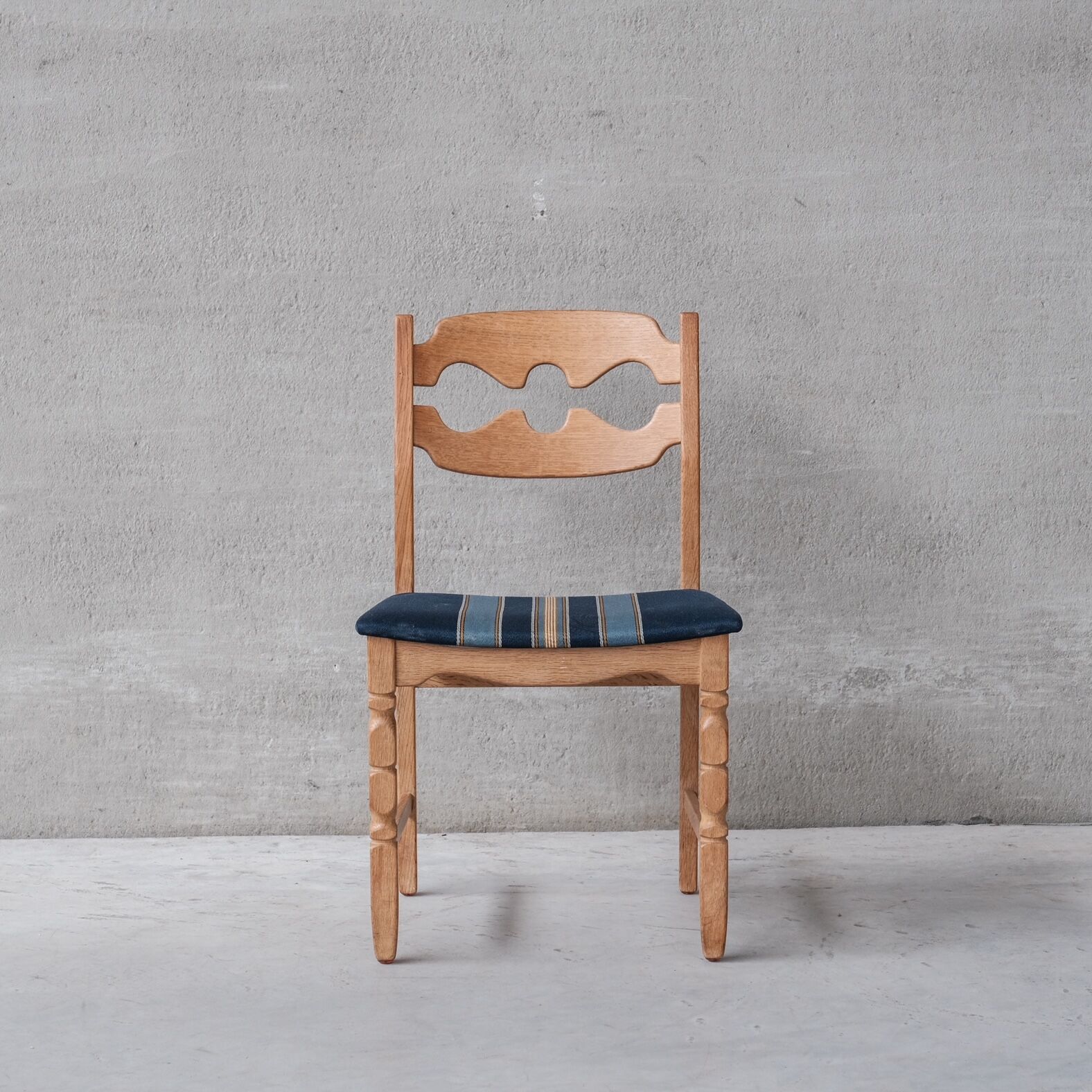 Oak dining chairs