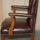 Fauteuil de bureau Gainsborough style George II Chesterfield cuir