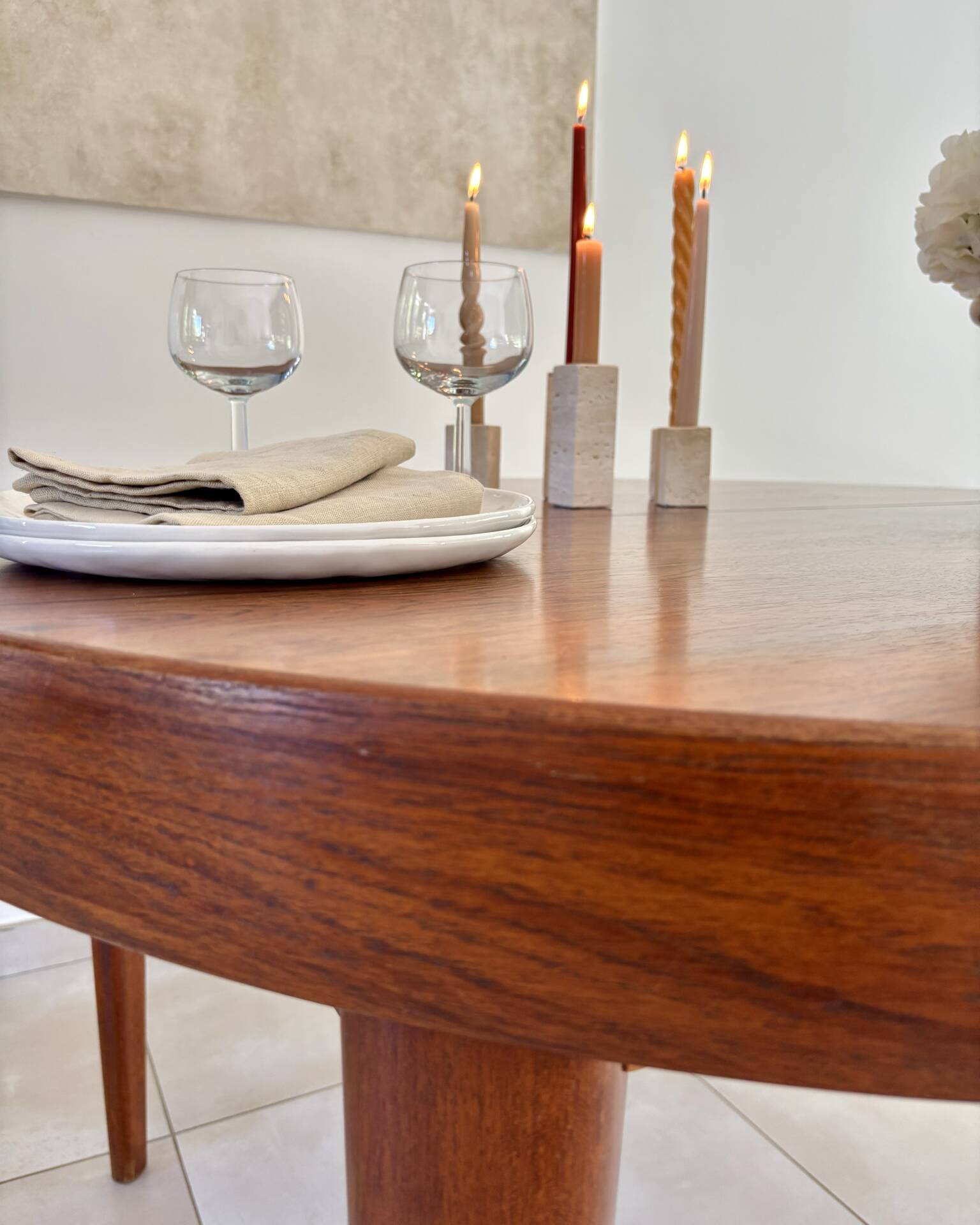 Table à manger vintage scandinave Baumann 