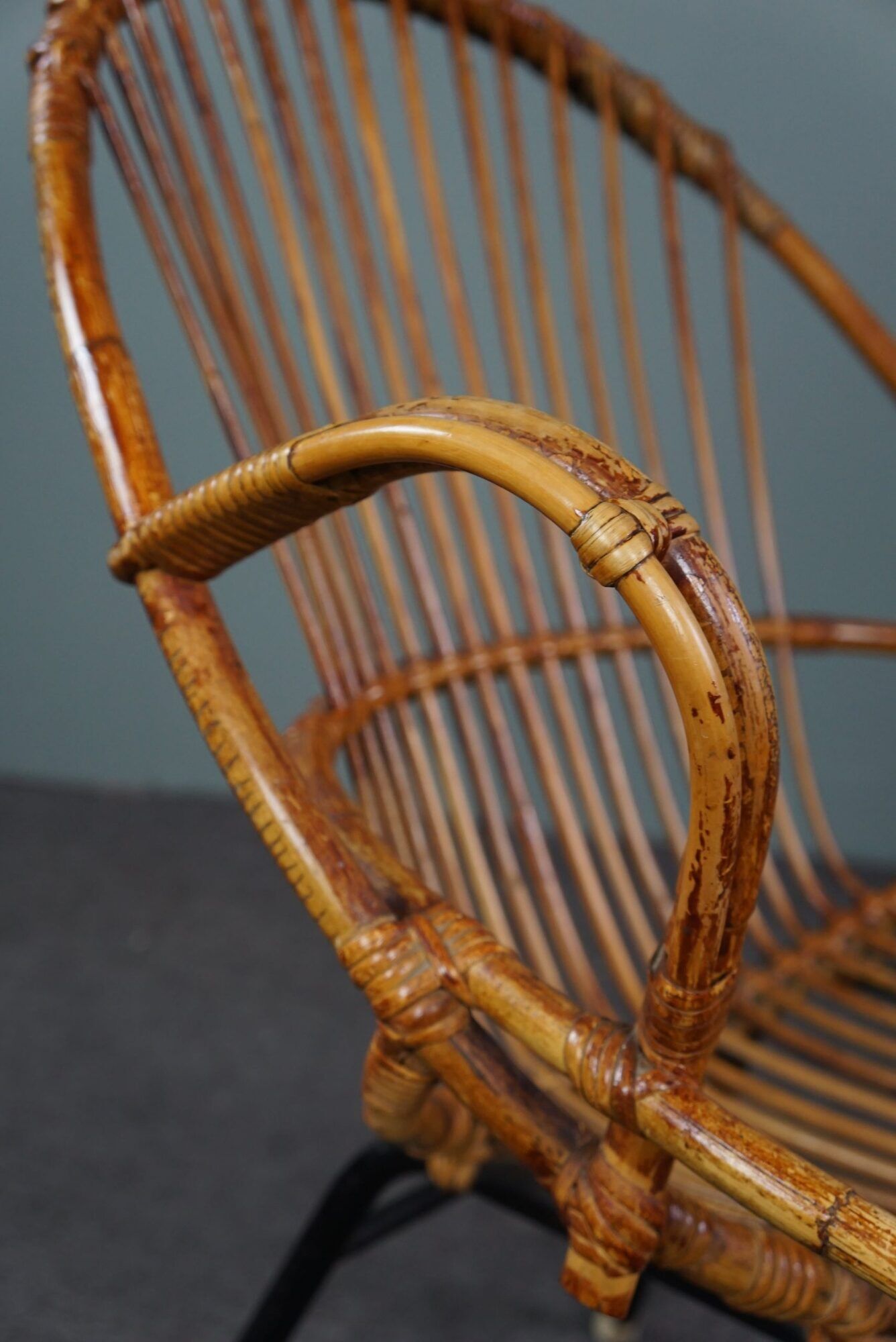 Dark rattan armchair with armrests Dutch Design 1960