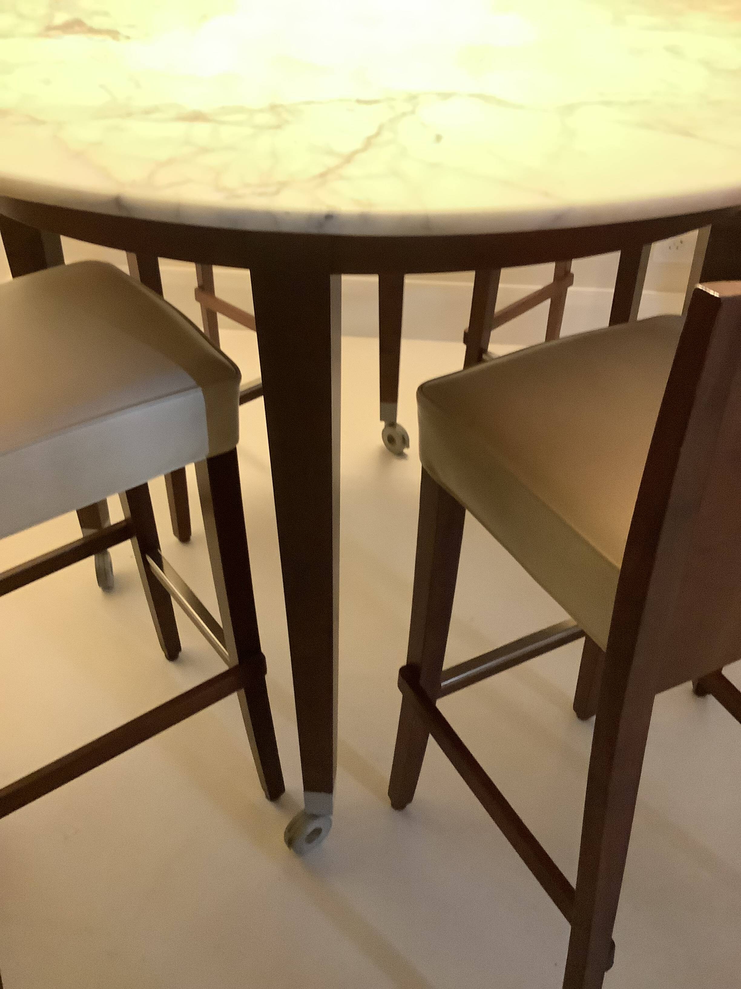 Table Haute Marbre Carrara + 5 Tabourets "Neoz" par Philippe Starck /Draide