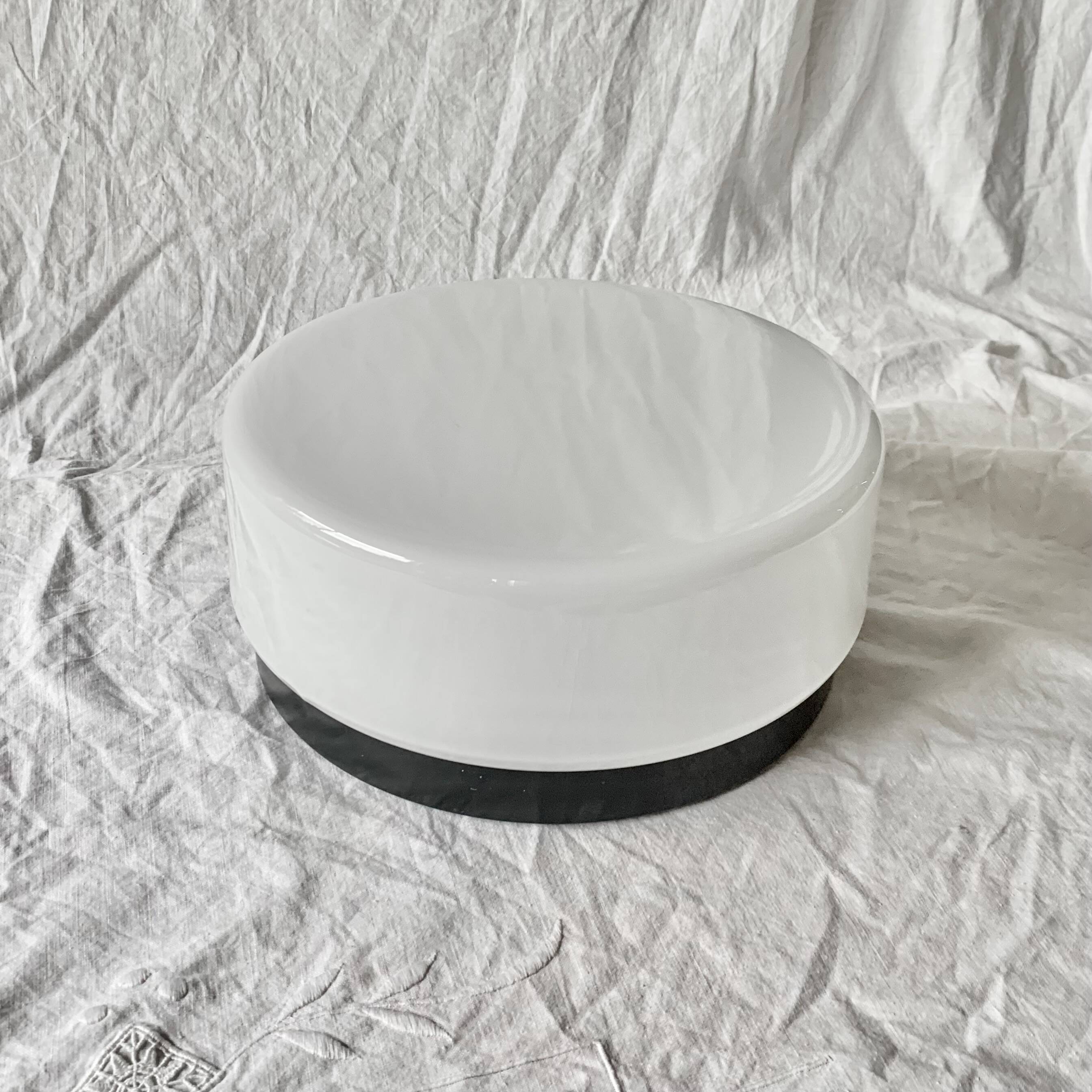 Vintage round ceiling light in white opaline and Bakelite