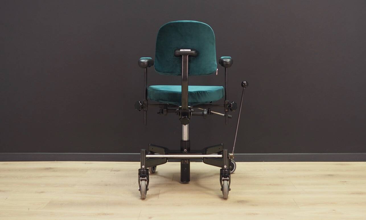 Green office armchair, Danish design, 1970s, production: Denmark