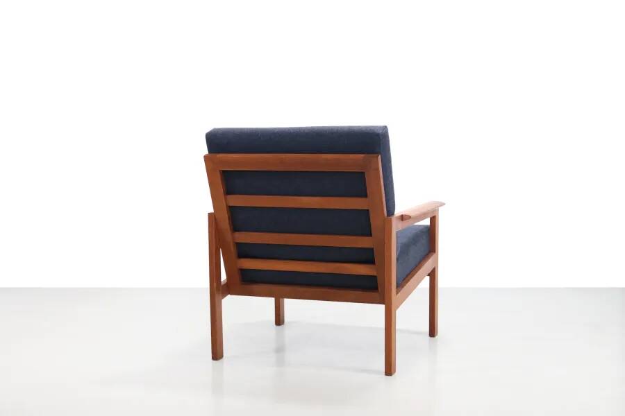 Oak Illum Wikkelso Capella armchair by Niels Eilersen