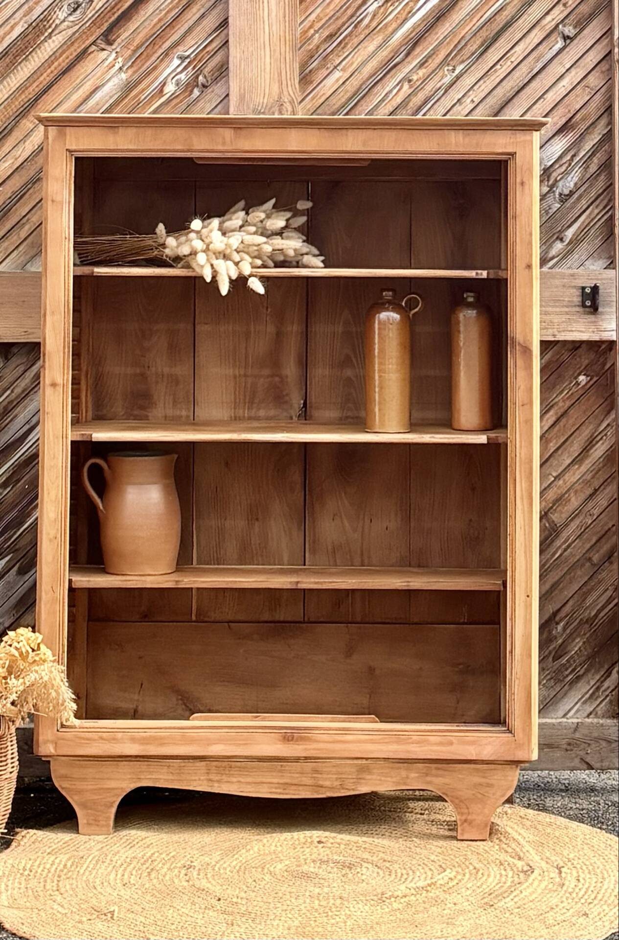 Ancient solid wood sideboard: bookshelf cabinet
