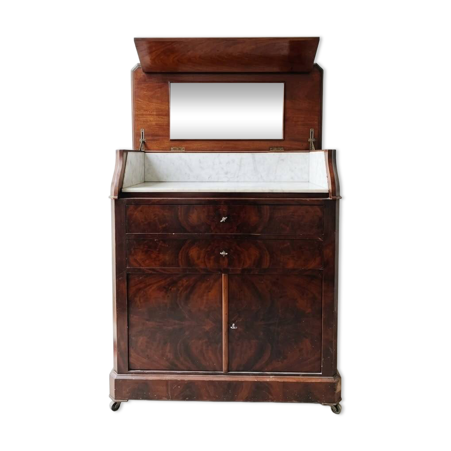 Authentic mahogany chest of drawers