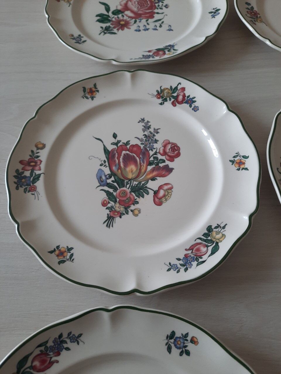 Set of 6 old Villeroy & Boch plates