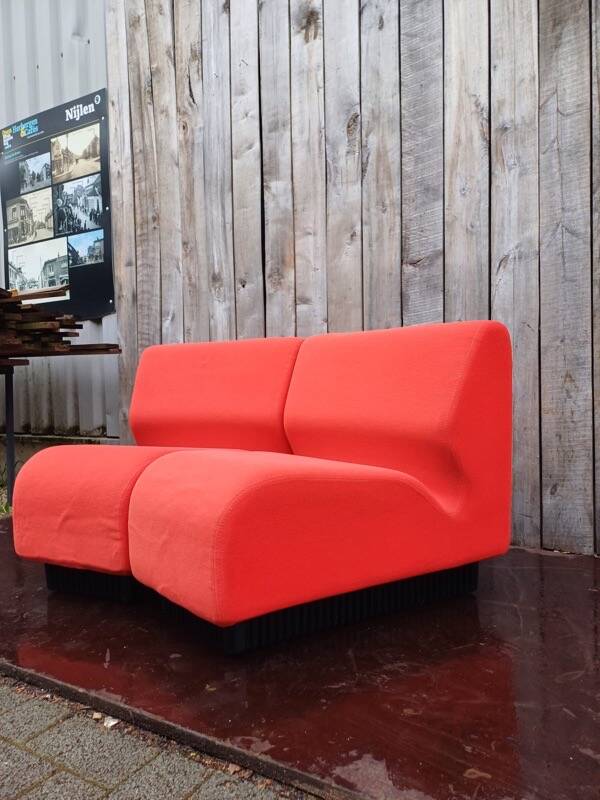 Vintage modular Pizza seating element by Don Chadwick for Herman Miller
