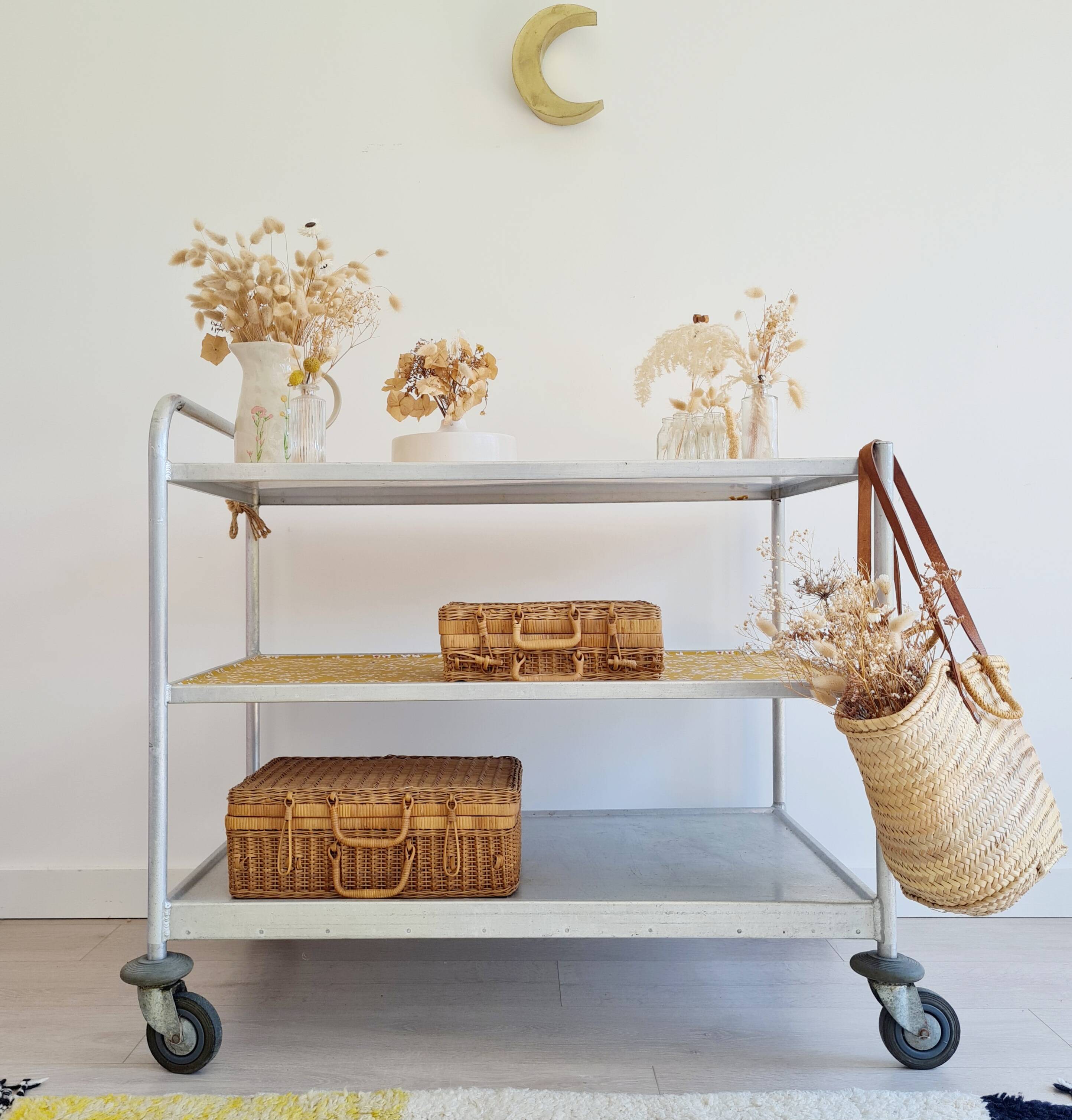 Industrial trolley - Chrome serving trolley with flowered trays
