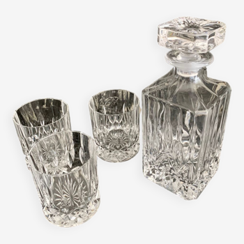 Whiskey decanter and 3 glasses