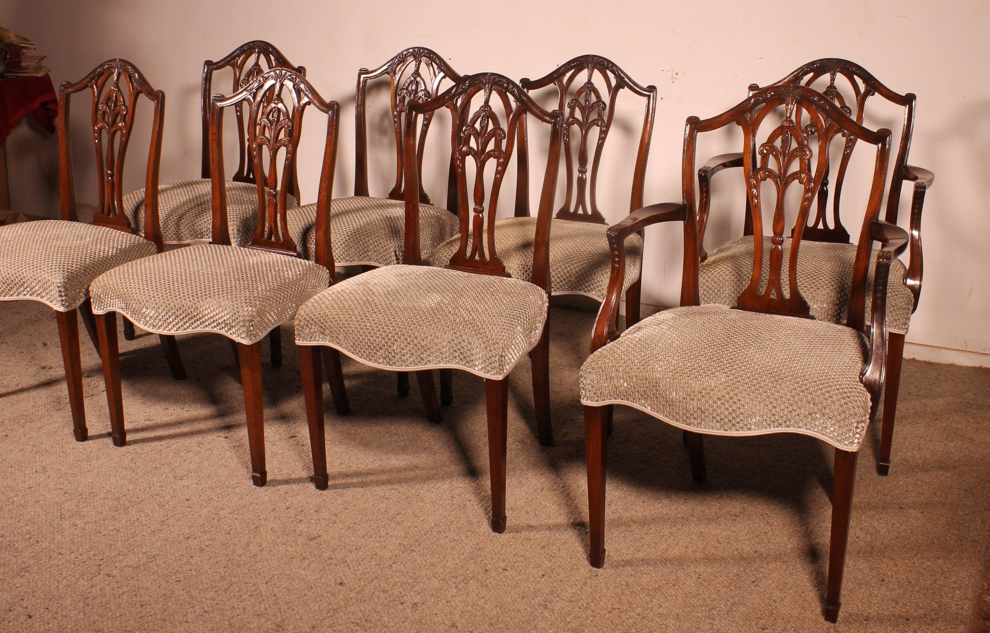 set of 6 chairs and two armchairs in mahogany from the 19th century