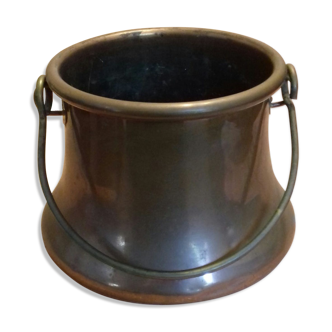 Copper pot with brass handle