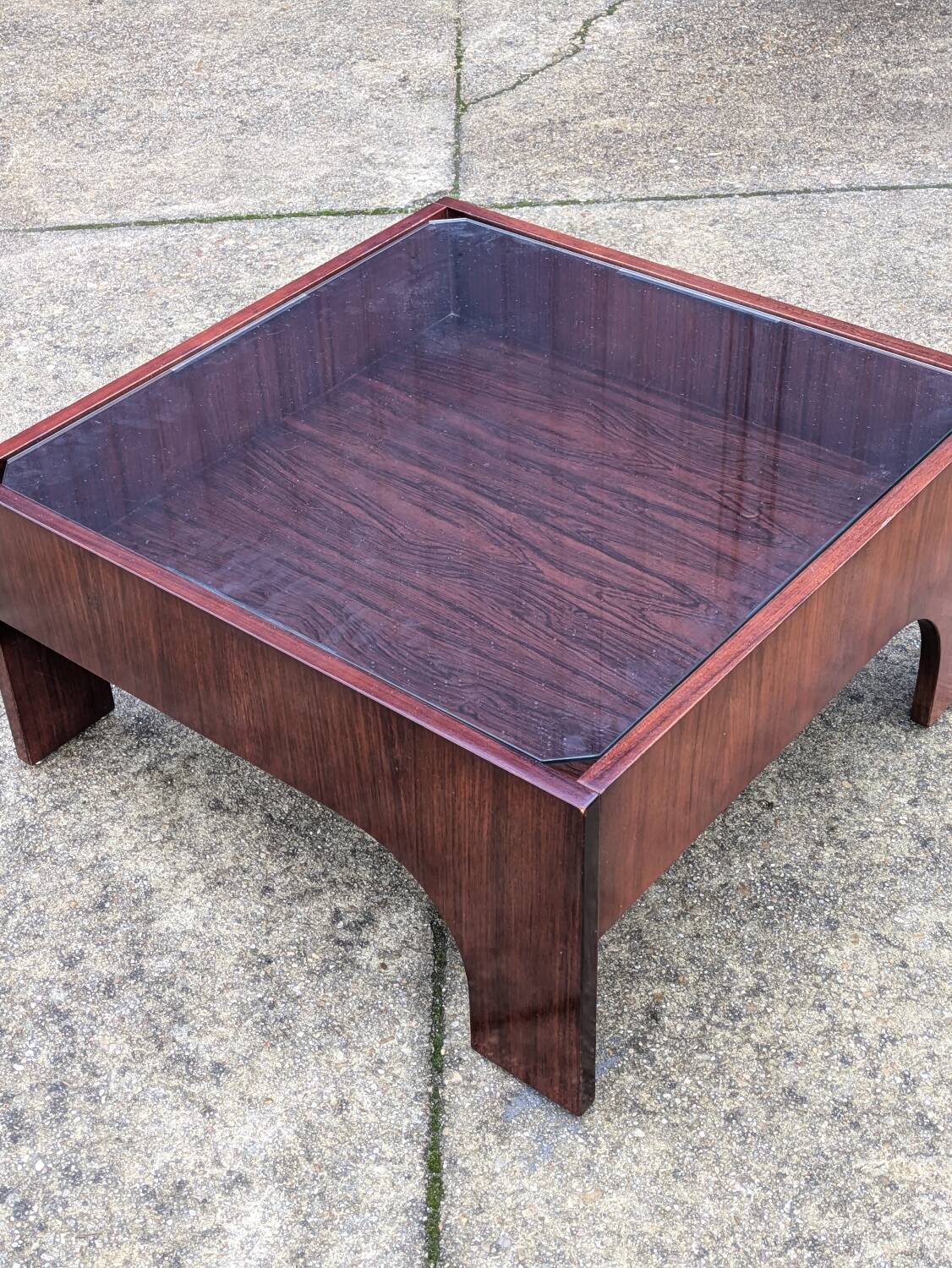 Vintage rosewood and glass coffee table by Claudio Salocchi, "Oriolo" model