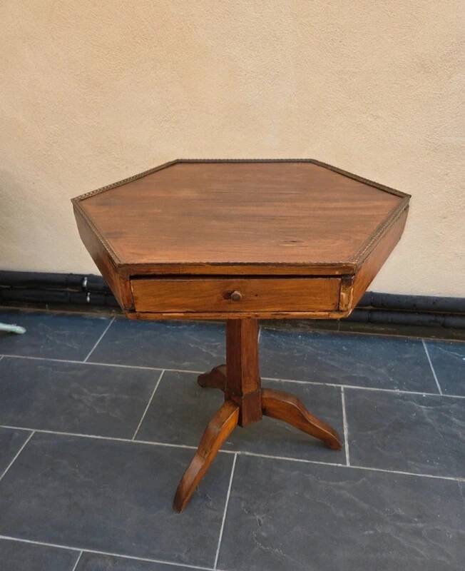 Table d'appoint guéridon vintage en bois de qualité ancien