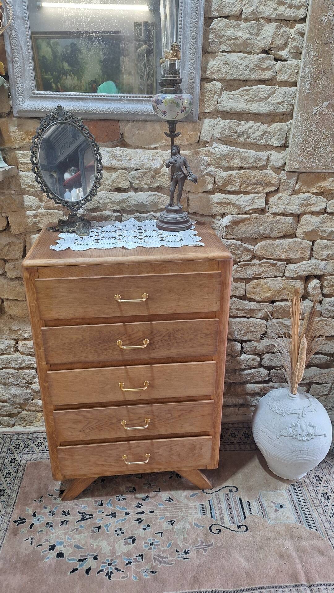 Vintage chest of drawers