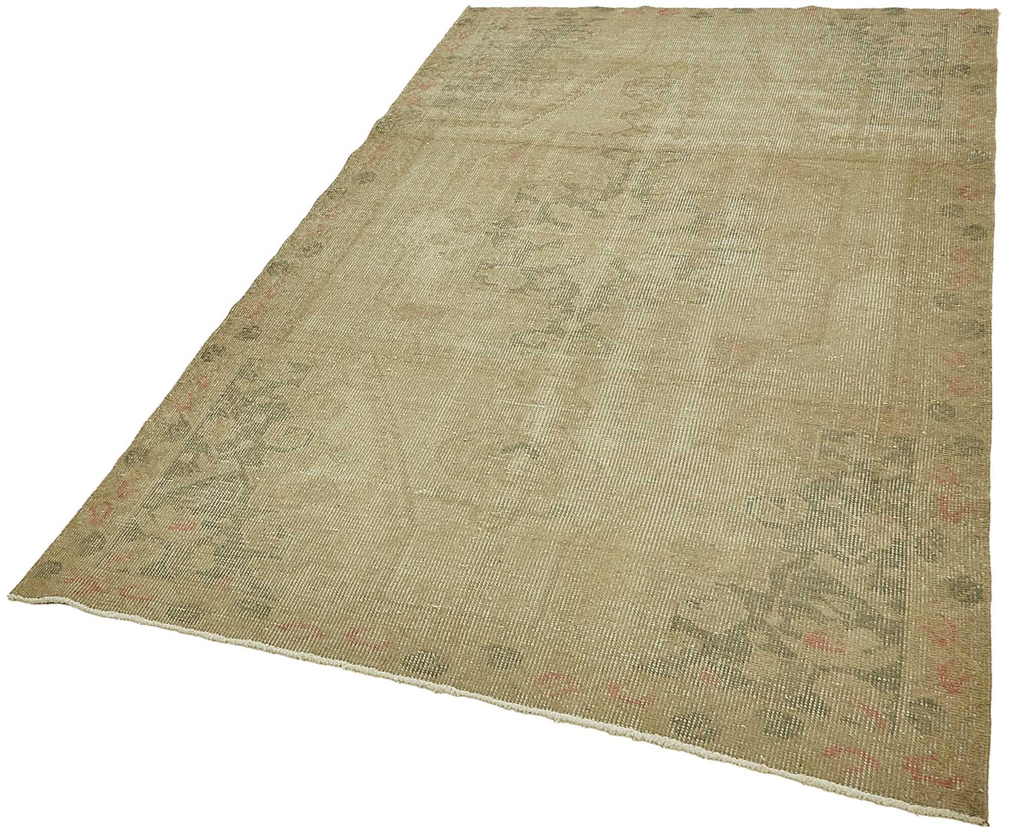 Turkish Vintage Anatolian Rug 136 cm x 227 cm