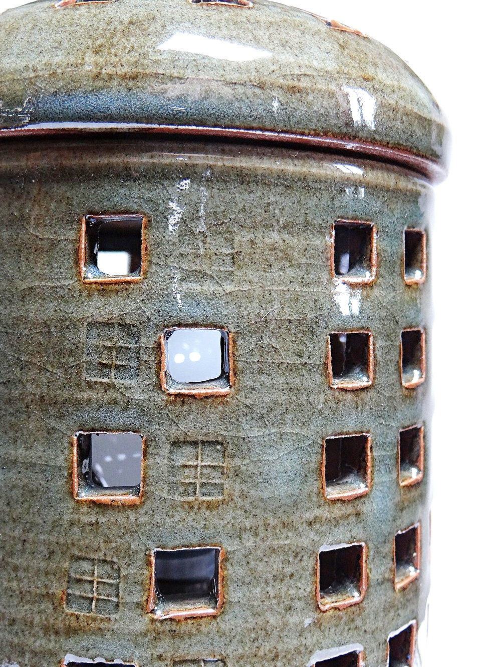 Vintage table lamp, glazed stoneware, perforated "Building" signed.