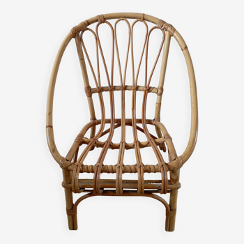 Rattan children's basket chair