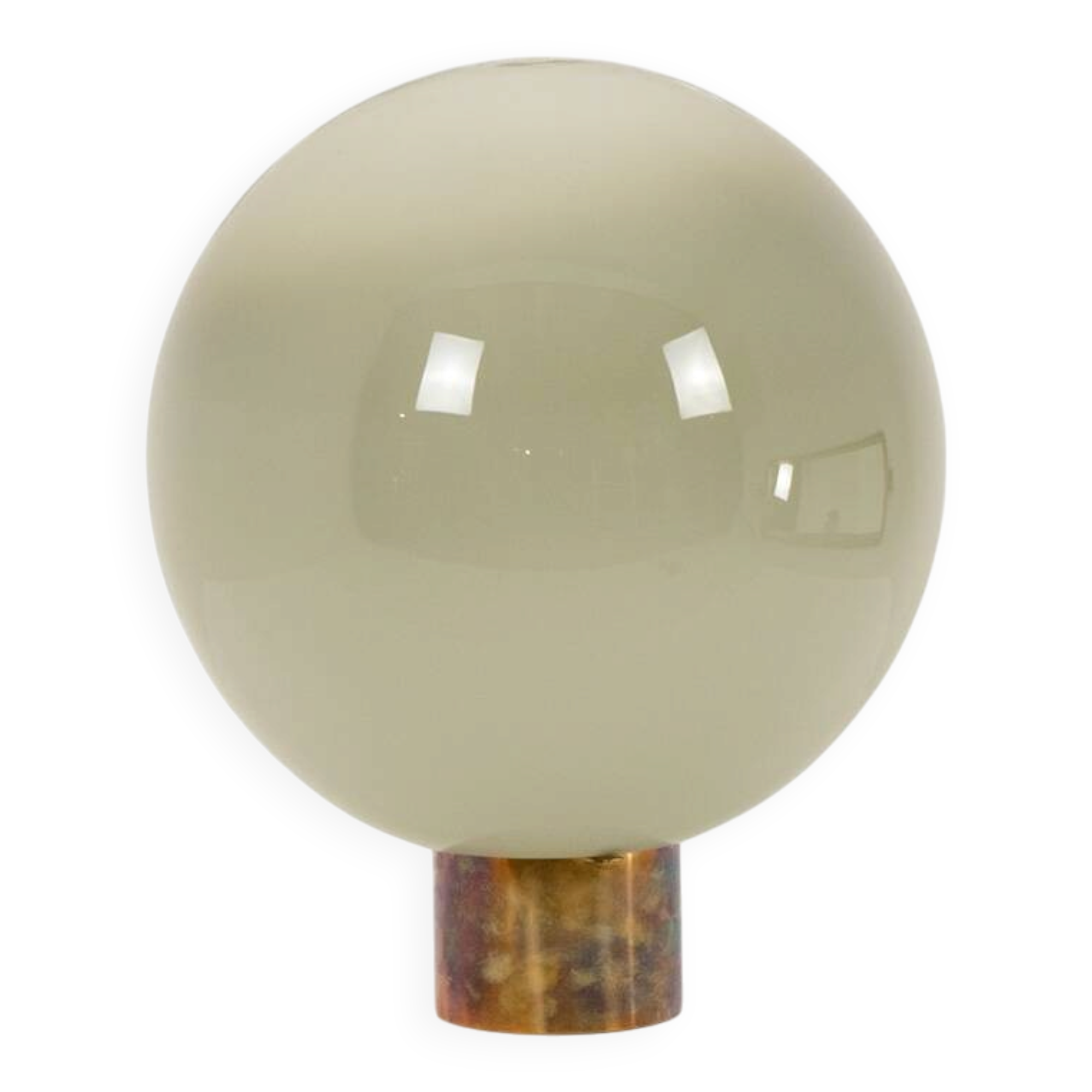 Lampe boule en verre opalescent et bronze patiné.  Contemporain.