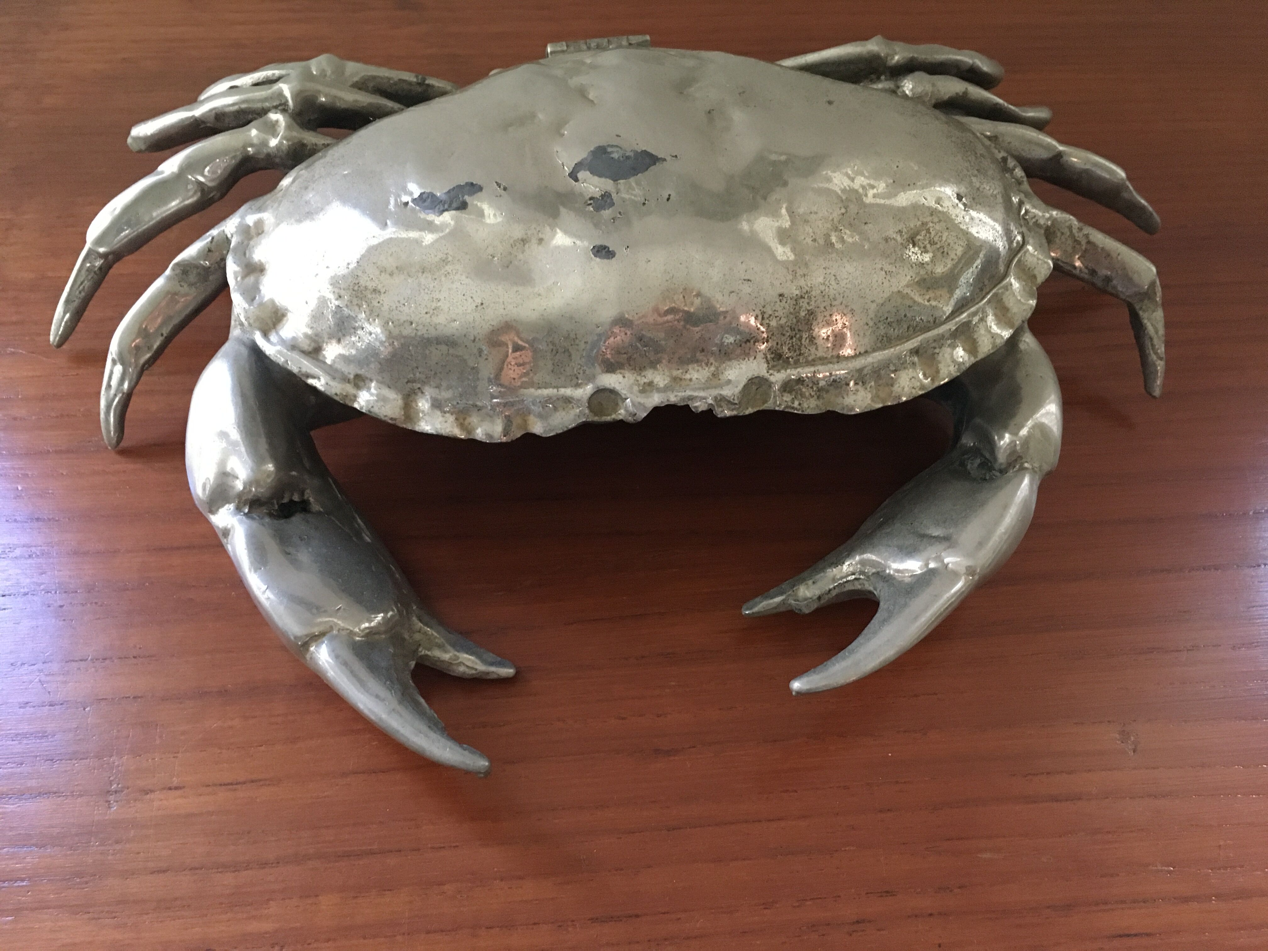 Silver metal box in crab shape