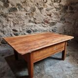 18th-century cherry wood coffee table with two drawers.