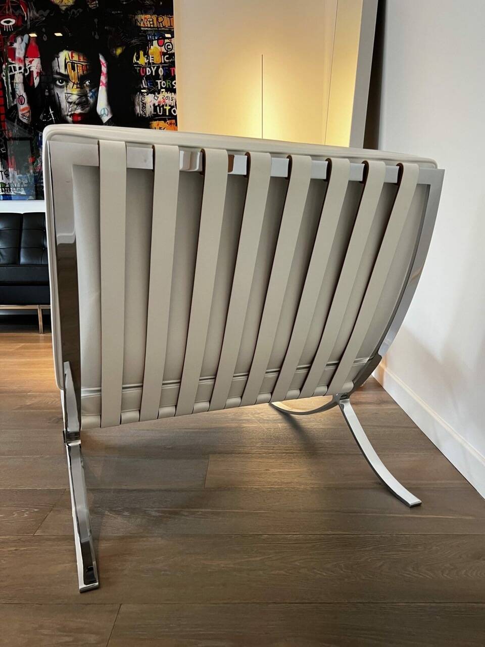 White Barcelona chair with ottoman – Knoll 2012 Edition -