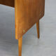 Bureau en bois du milieu du siècle