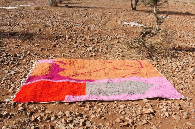 Traditional handmade Berber rug 200cm x 300cm