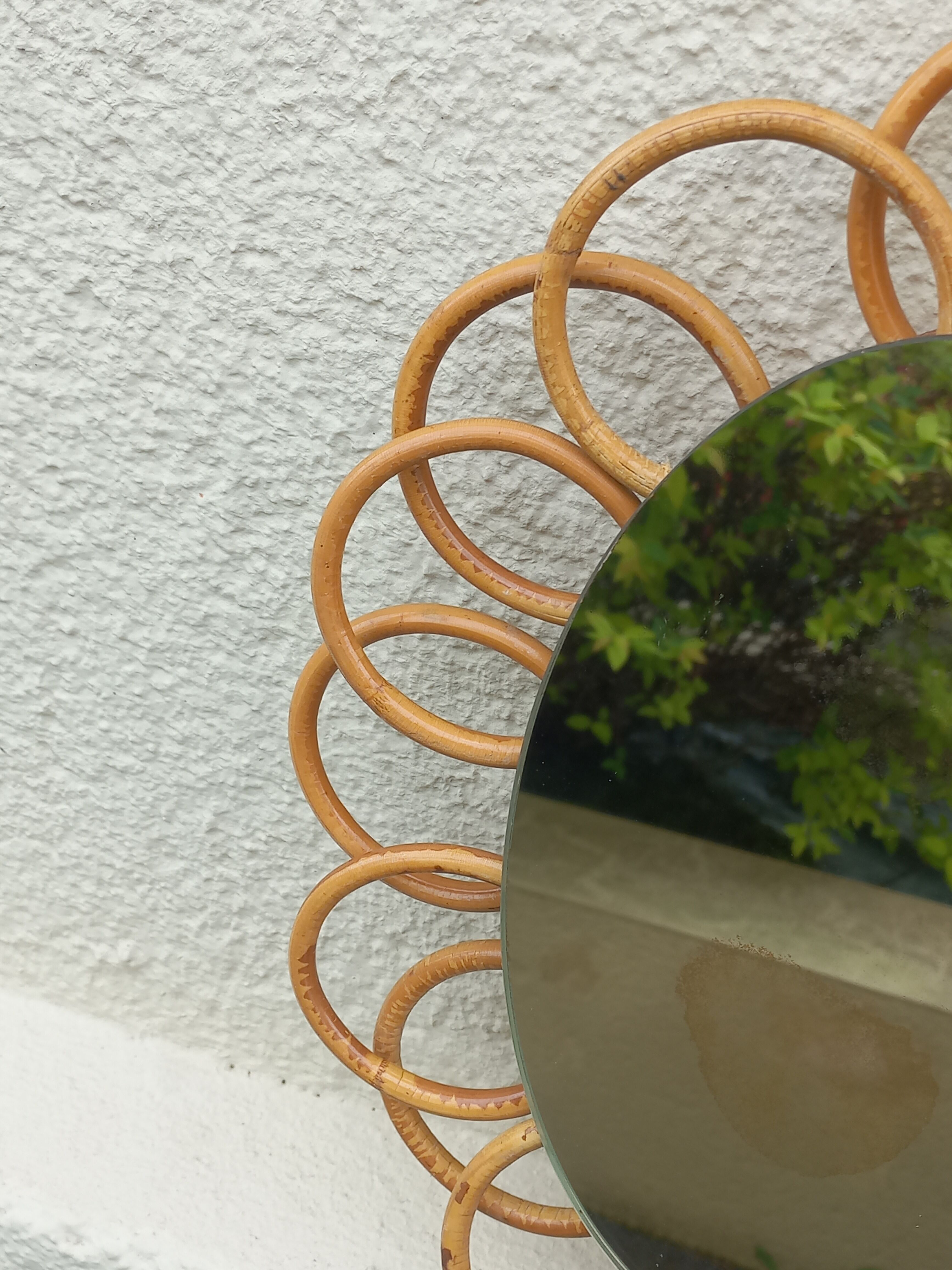 Miroir soleil ovale en rotin des années 70 25x31cm