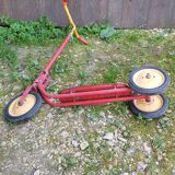 Ancienne trottinette nordy enfant métal rouge années 70 vintage