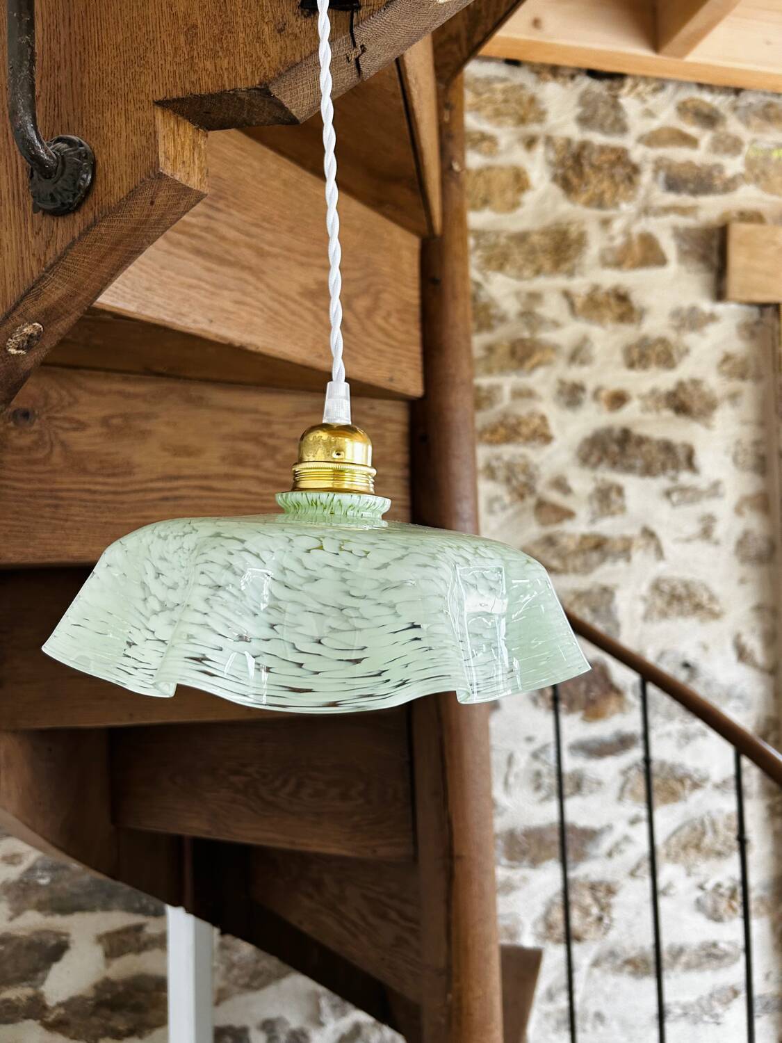 Suspension opaline vintage