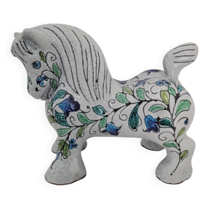 cheval en céramique